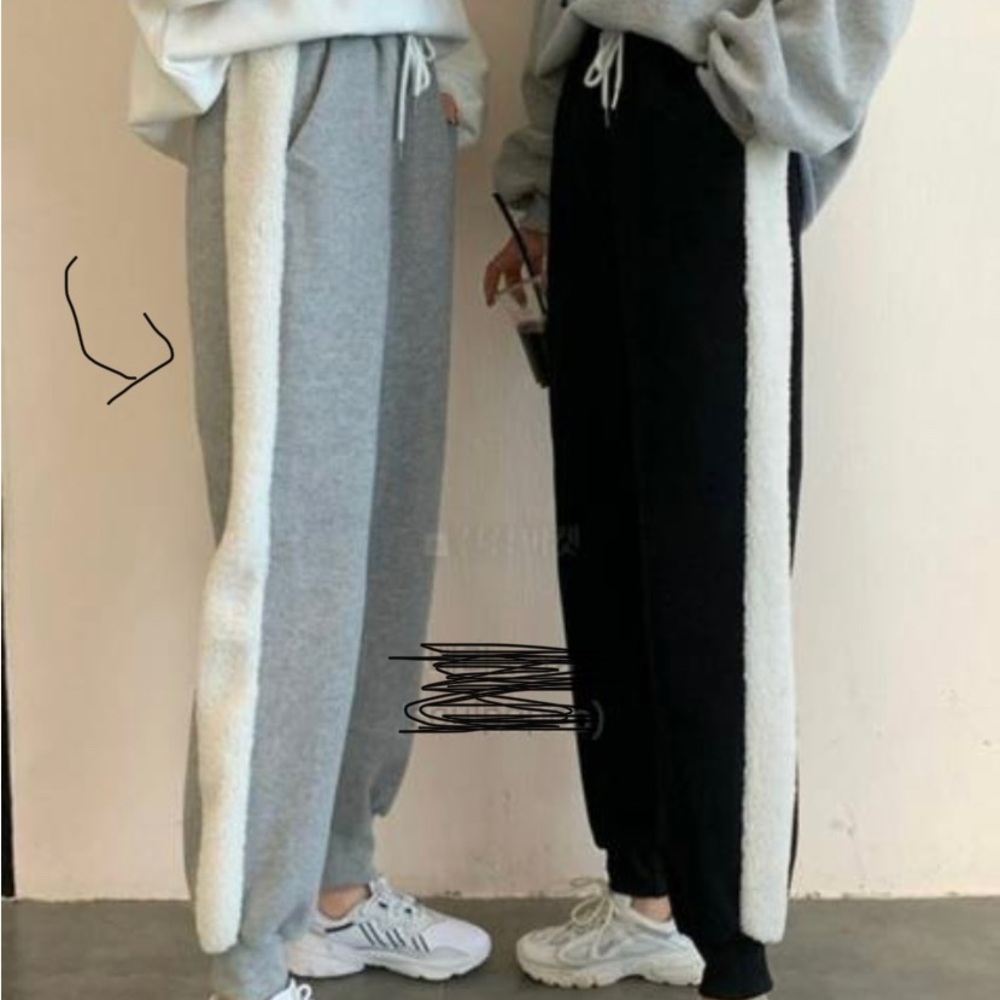 ⭐️New⭐️Side-striped Jogger in Light Gray